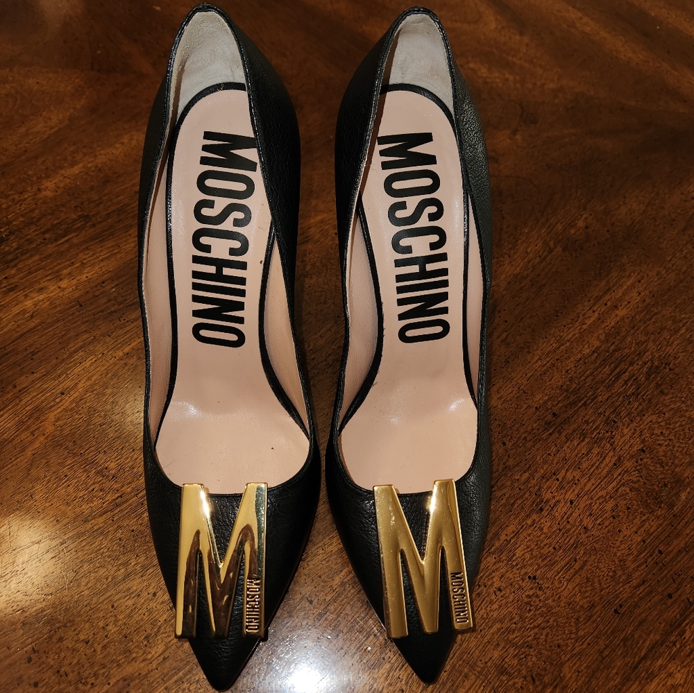 Moschino Black and Gold Women's Pumps